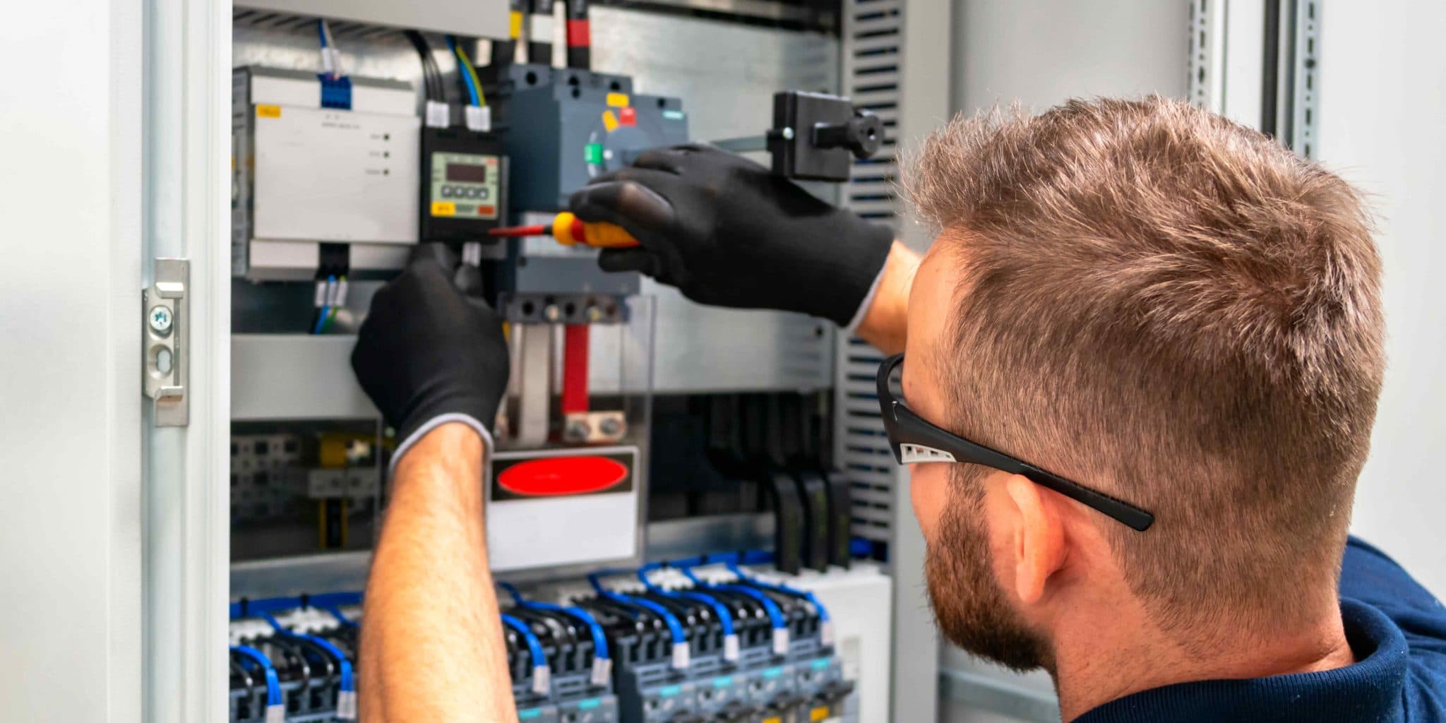 DGUV V3 Prüfung: Was gilt für elektrisch betriebene Maschinen?