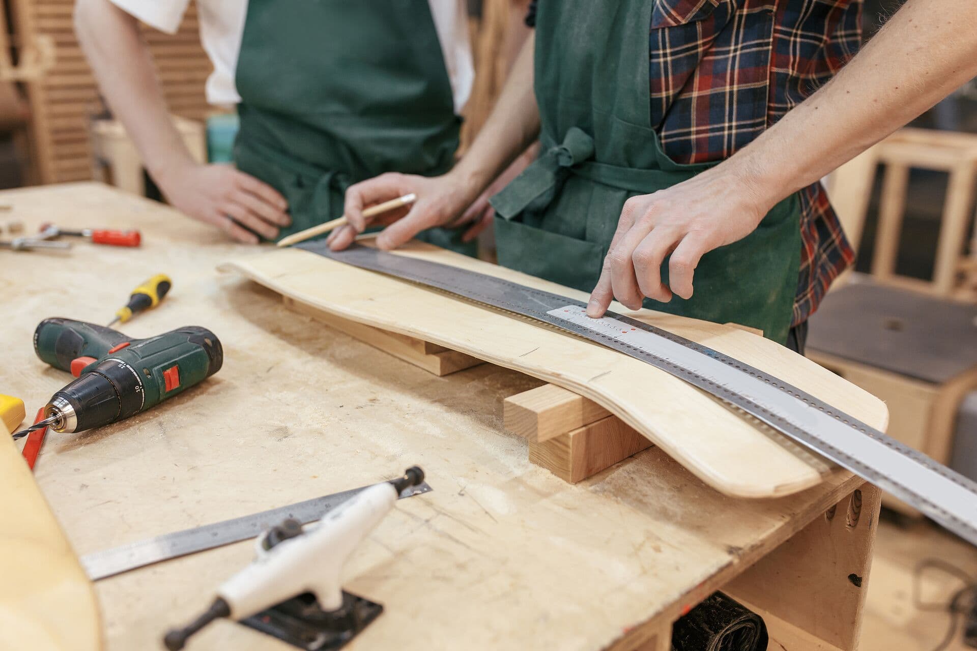 Maßanfertigungen vom Experten: Tischler in der Nähe bei Meister-Job entdecken