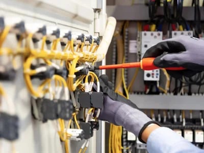 Elektriker Notdienst Hamburg: Schnelle Lösung bei Elektrostörungen