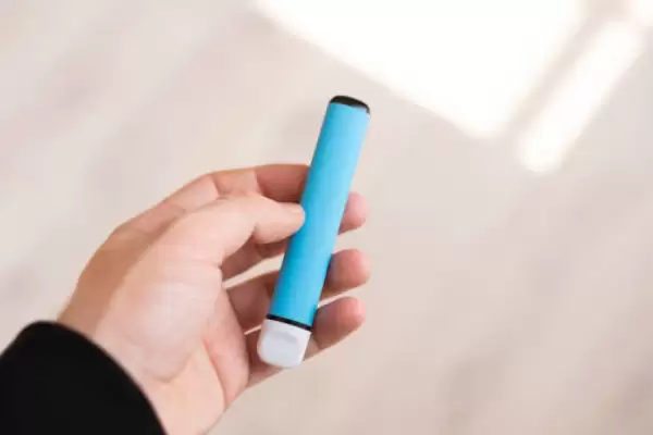 Revoltage Beam: Innovation und Geschmack in einem einzigartigen Vape