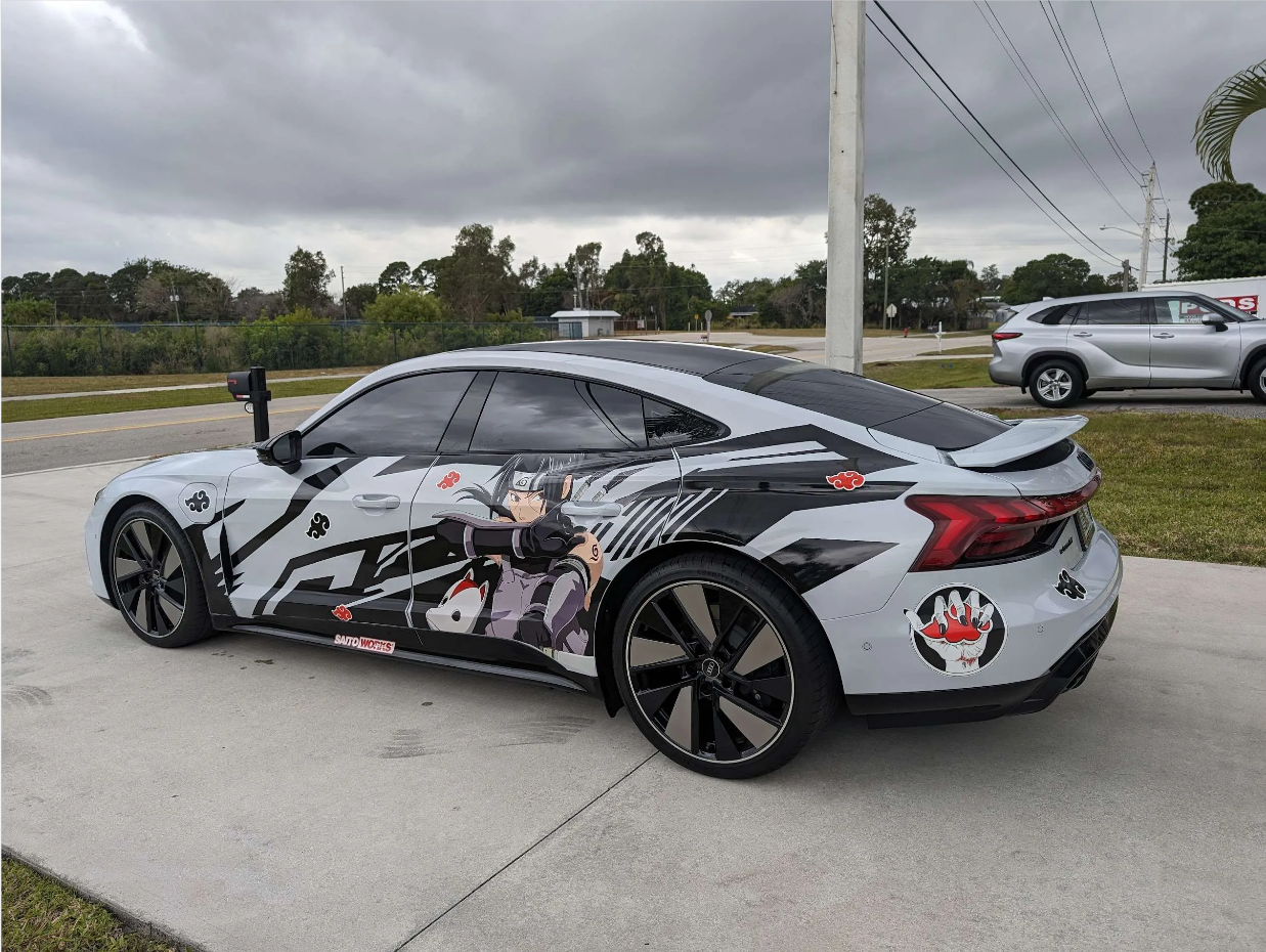 Auto Anime Design: Stechen Sie mit einer kreativen Itasha-Folierung heraus!