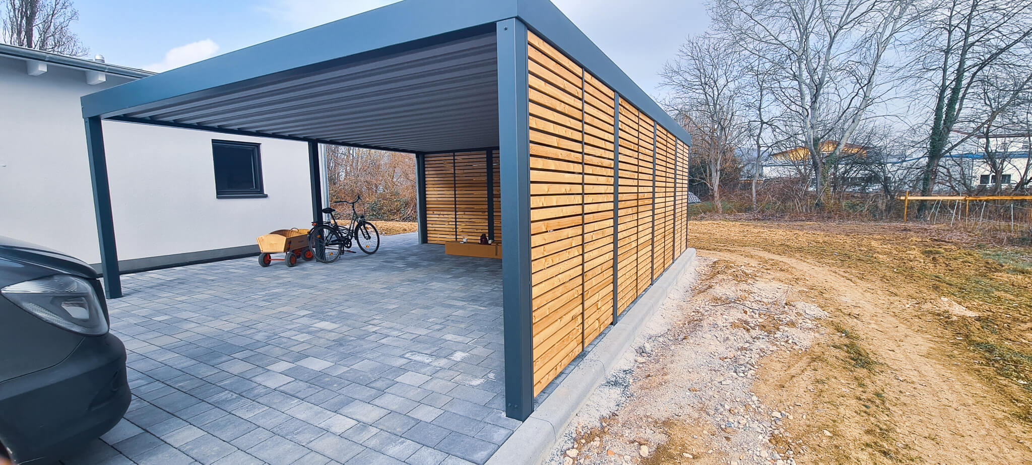Die besten Sonnenschutzlösungen für einen Anbau mit Wintergarten